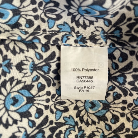 J Crew Short Sleeve White Blouse with Bright Blue and Black Pattern, Size “00” - Picture 9 of 10